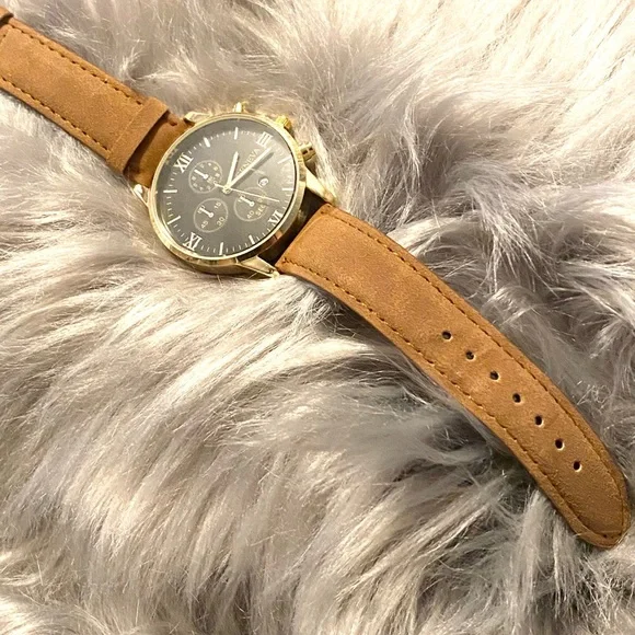 Brown Men’s Watch and Bracelet Set - Picture 7 of 10